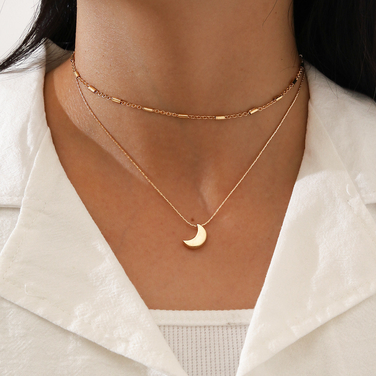 Double-layer Disc Crescent Necklace